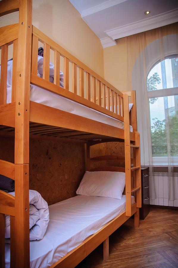 Golden Globus Hostel Kiew Exterior foto