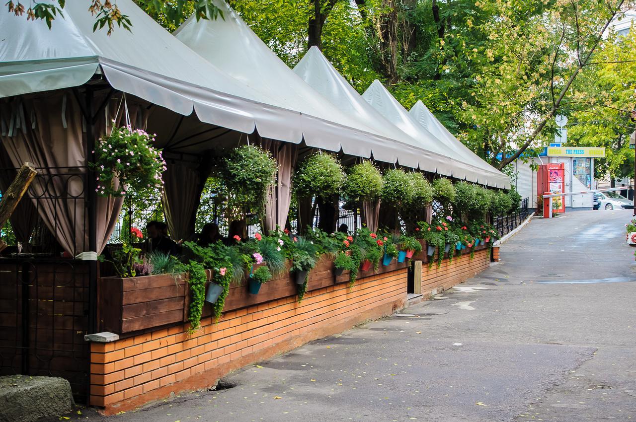 Golden Globus Hostel Kiew Exterior foto