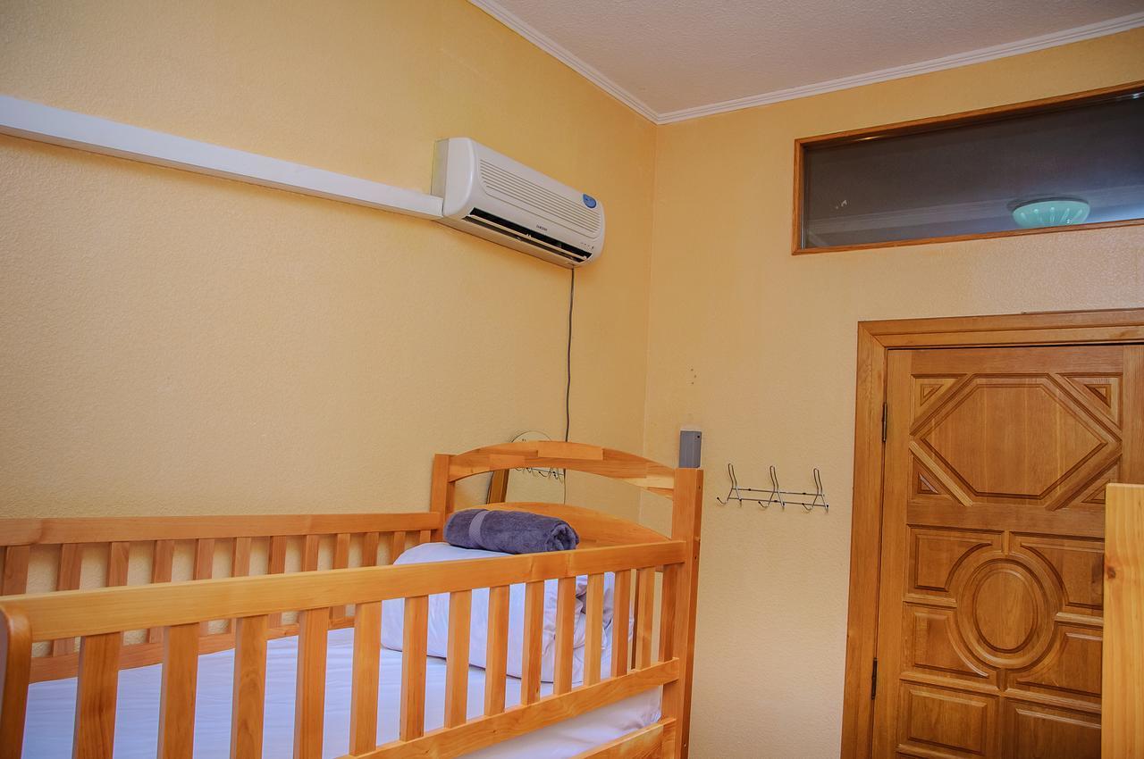 Golden Globus Hostel Kiew Exterior foto